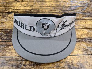 SUPER RARE Vintage NOS Oakland Raiders NFL Football World Champions Visor